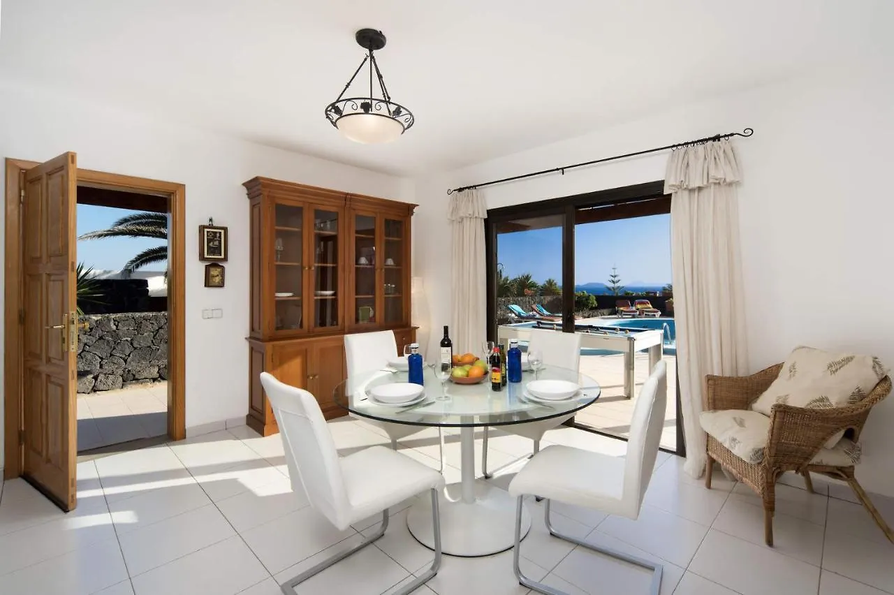 Villa Fernando Blanco By Villa Plus Playa Blanca