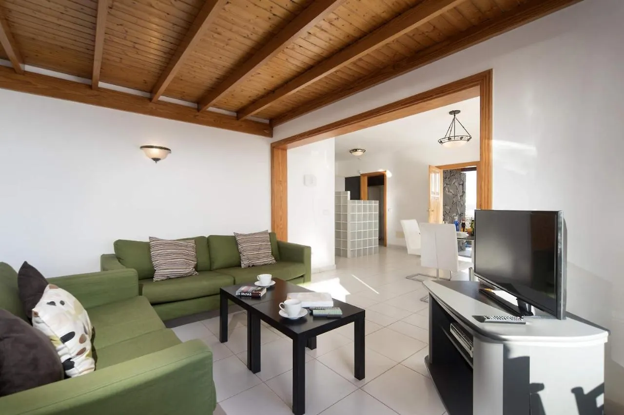 Villa Fernando Blanco By Villa Plus Playa Blanca  0*, Playa Blanca (Lanzarote)